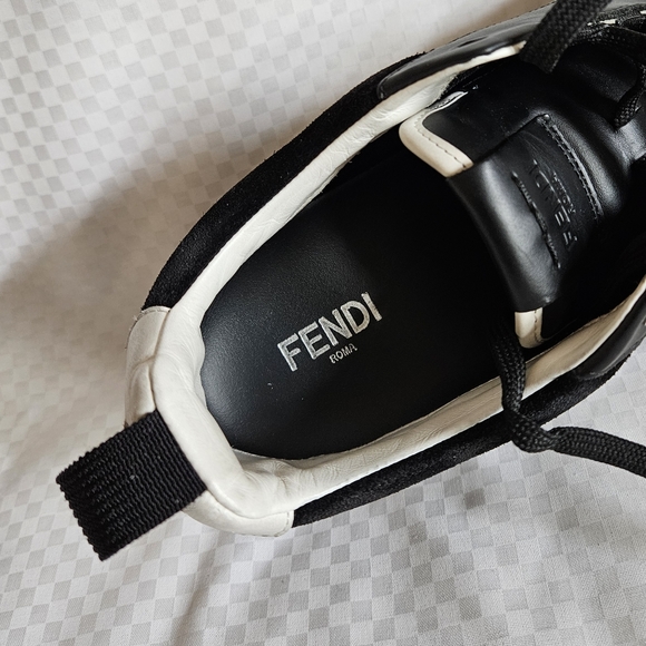Men's Fendi Black White Leather Timeless Sneakers Size 9 US or 7 UK - Picture 11 of 16